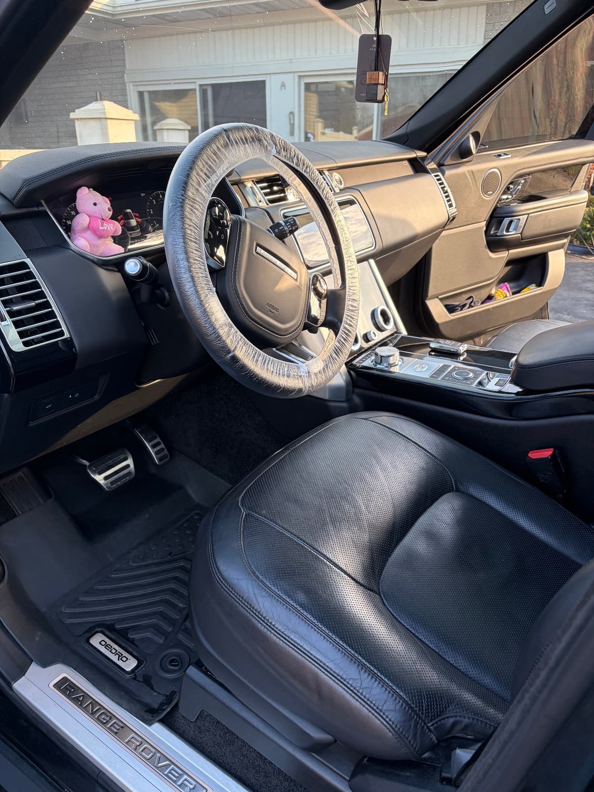 Range Rover interior after Jude's detail